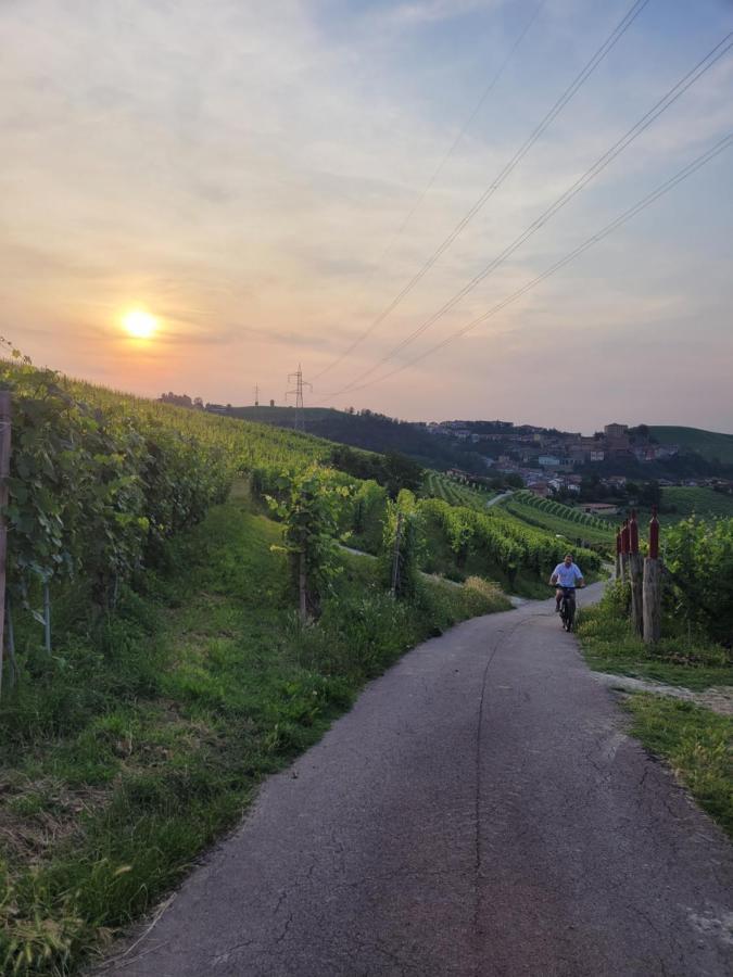 Villa Laura Castellinaldo Zewnętrze zdjęcie