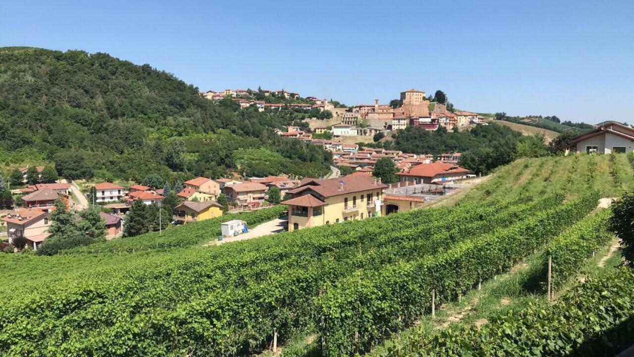 Villa Laura Castellinaldo Zewnętrze zdjęcie