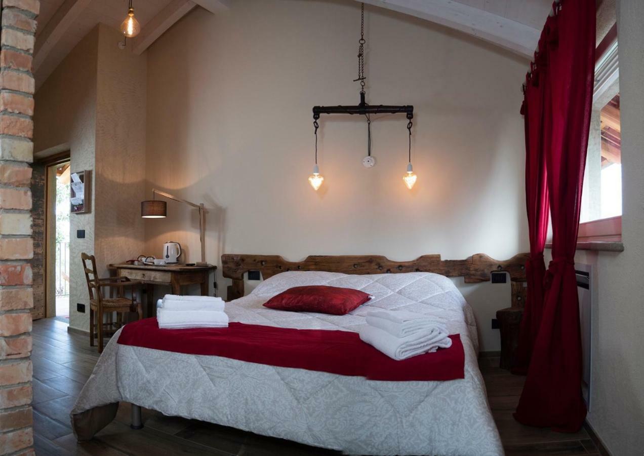 Villa Laura Castellinaldo Zewnętrze zdjęcie