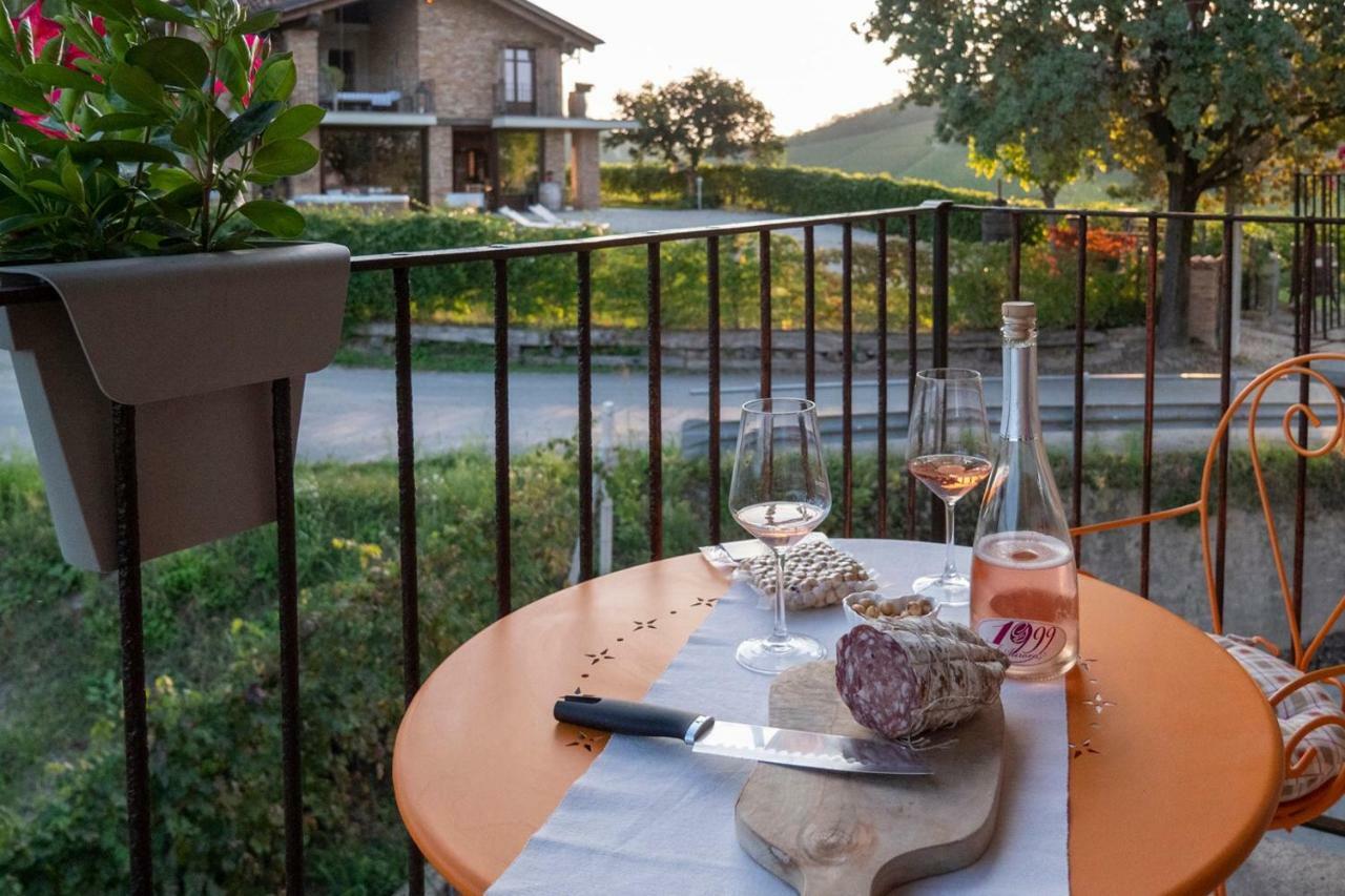 Villa Laura Castellinaldo Zewnętrze zdjęcie